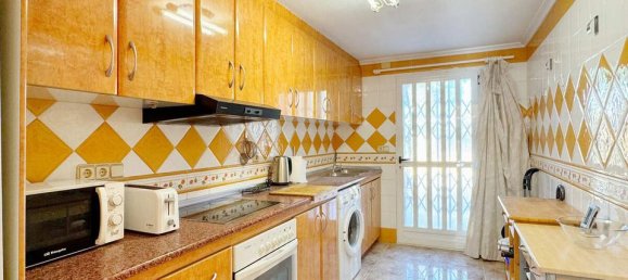 4 bedrooms Villa in Alicante, Spain No. 176033 7