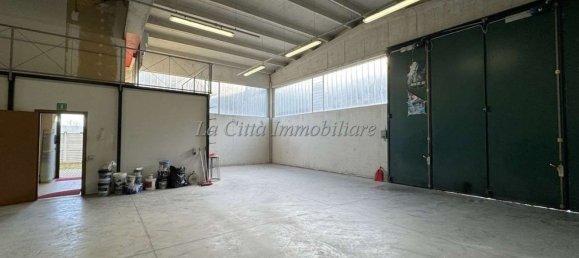 Склад 248м² в Кальтиньяга, Италия № 11397 8