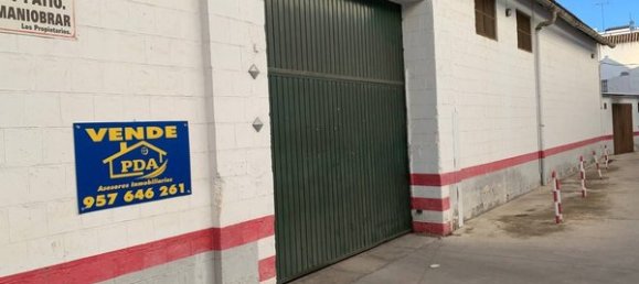 Garage à Cordoba, Spain No. 87498 4