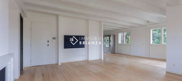 Ático de 4 dormitorios en Biassono, Italy No. 314383 3