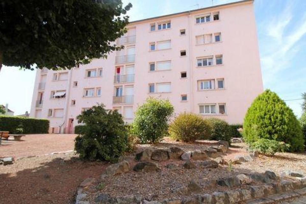 Кондоминиум  с 2 спальнями в Роанн, Франция № 32270