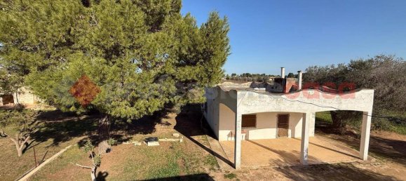 5-salle Maison à Sava, Italy No. 87699 3