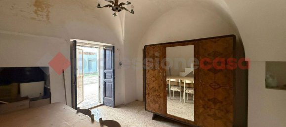 5-salle Maison à Sava, Italy No. 87699 10