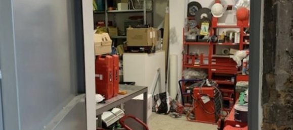 360m² Commercial property in Vitry-sur-Seine, France No. 168785 8