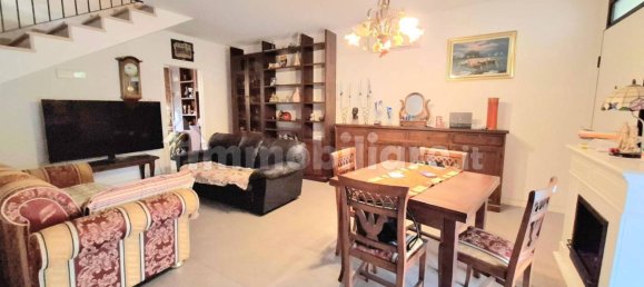 3 bedrooms Villa in Gavello, Italy No. 61612 9