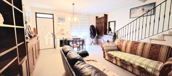 3 bedrooms Villa in Gavello, Italy No. 61612 4