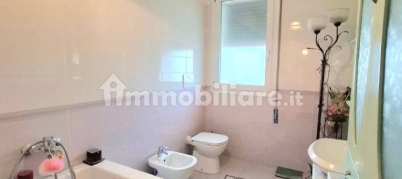 3 bedrooms Villa in Gavello, Italy No. 61612 10