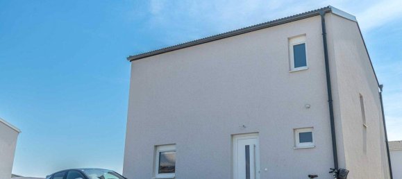 4-salle Maison à Bruck an der Leitha, Austria No. 235266 3