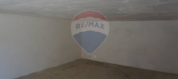 1-salle Garage à Vieste, Italy No. 83642 4