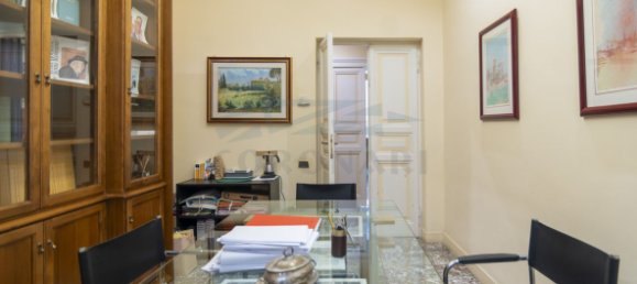 7 bedrooms Apartment in Rome, Italy No. 146848 5