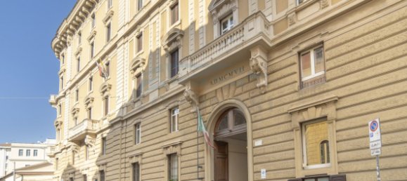 7 bedrooms Apartment in Rome, Italy No. 146848 10