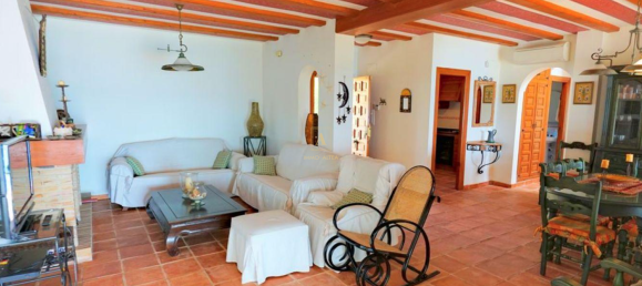 4 bedrooms Villa in Calpe, Spain No. 97542 6