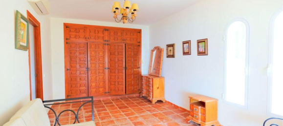 4 bedrooms Villa in Calpe, Spain No. 97542 12