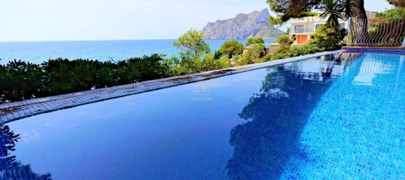 4 bedrooms Villa in Calpe, Spain No. 97542 3
