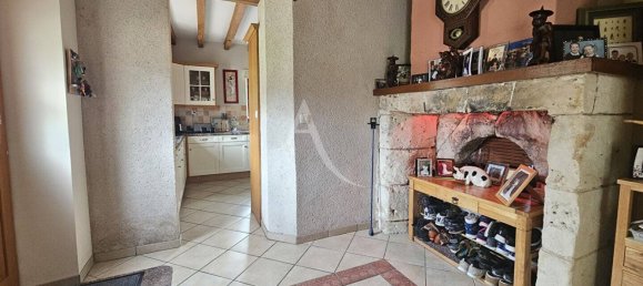 Casa de 3 dormitorios en Cere-la-Ronde, France No. 268744 12