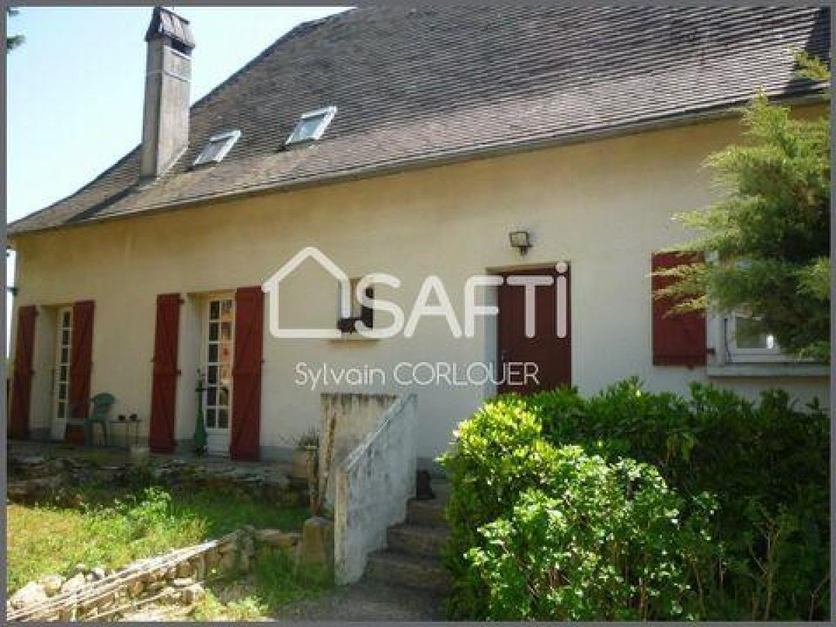 5 bedrooms House in Capdenac, France No. 25395