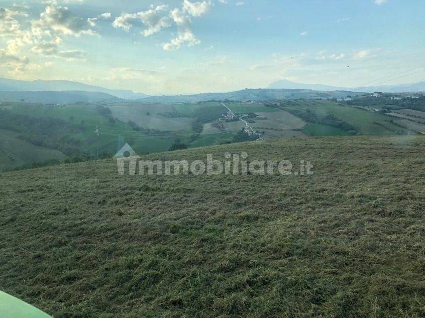 238340m² Land in Civitella del Tronto, Italy No. 256394