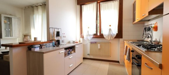 3 bedrooms Apartment in Sandrigo, Italy No. 362471 5