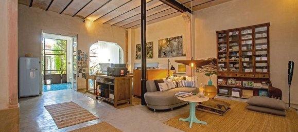 3 bedrooms House in Campos, Spain No. 152629 2