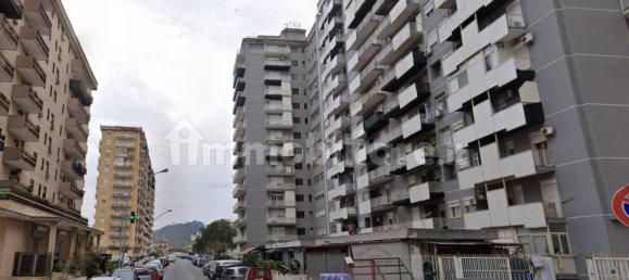Propiedad comercial de 3 habitaciónes en Palermo, Italy No. 60223 8