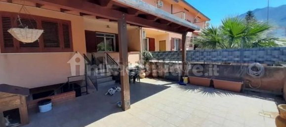 4 bedrooms House in Carini, Italy No. 287324 2