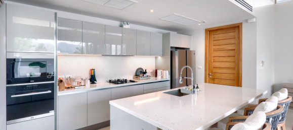 4 bedrooms Villa in Phuket, Thailand No. 10969 4