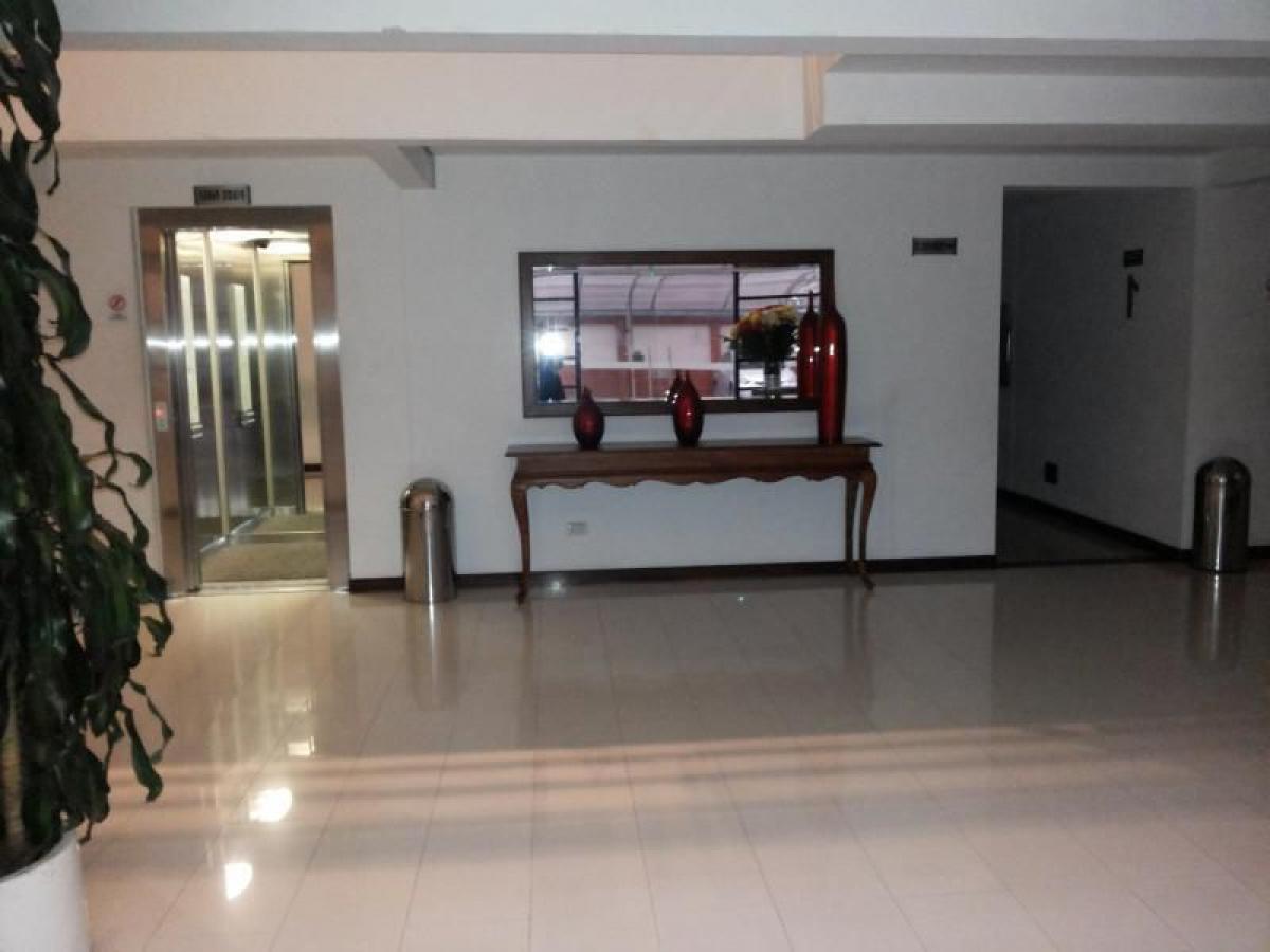 3 bedrooms House in Bogota, Colombia No. 11236