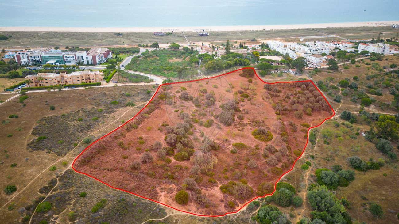 4800m² Land in Lagos, Portugal No. 67850