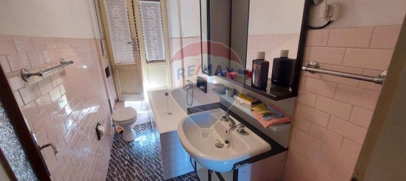 6 rooms House in Angolo Terme, Italy No. 92980 30