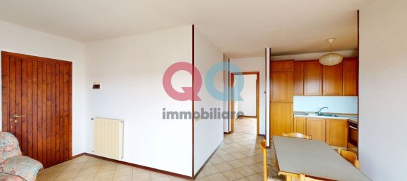 3 rooms Apartment in Udine, Italy No. 268681 6