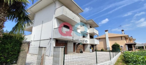 3 rooms Apartment in Udine, Italy No. 268681 2