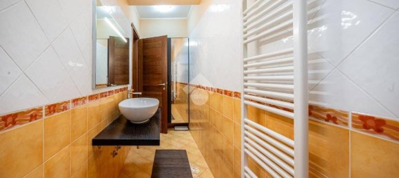 3 bedrooms Villa in Rome, Italy No. 48578 42