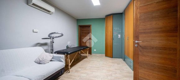 3 bedrooms Villa in Rome, Italy No. 48578 46