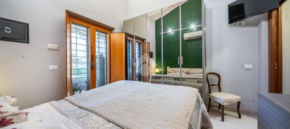 3 bedrooms Villa in Rome, Italy No. 48578 20