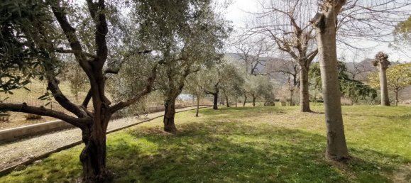 Villa de 10 divisões em Urbino, Italy N.º 269400 3