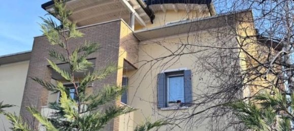 3 rooms Apartment in Cinto Caomaggiore, Italy No. 117874 27