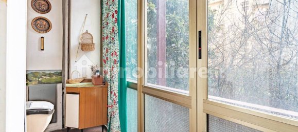 4 bedrooms Apartment in Turin, Italy No. 99948 11