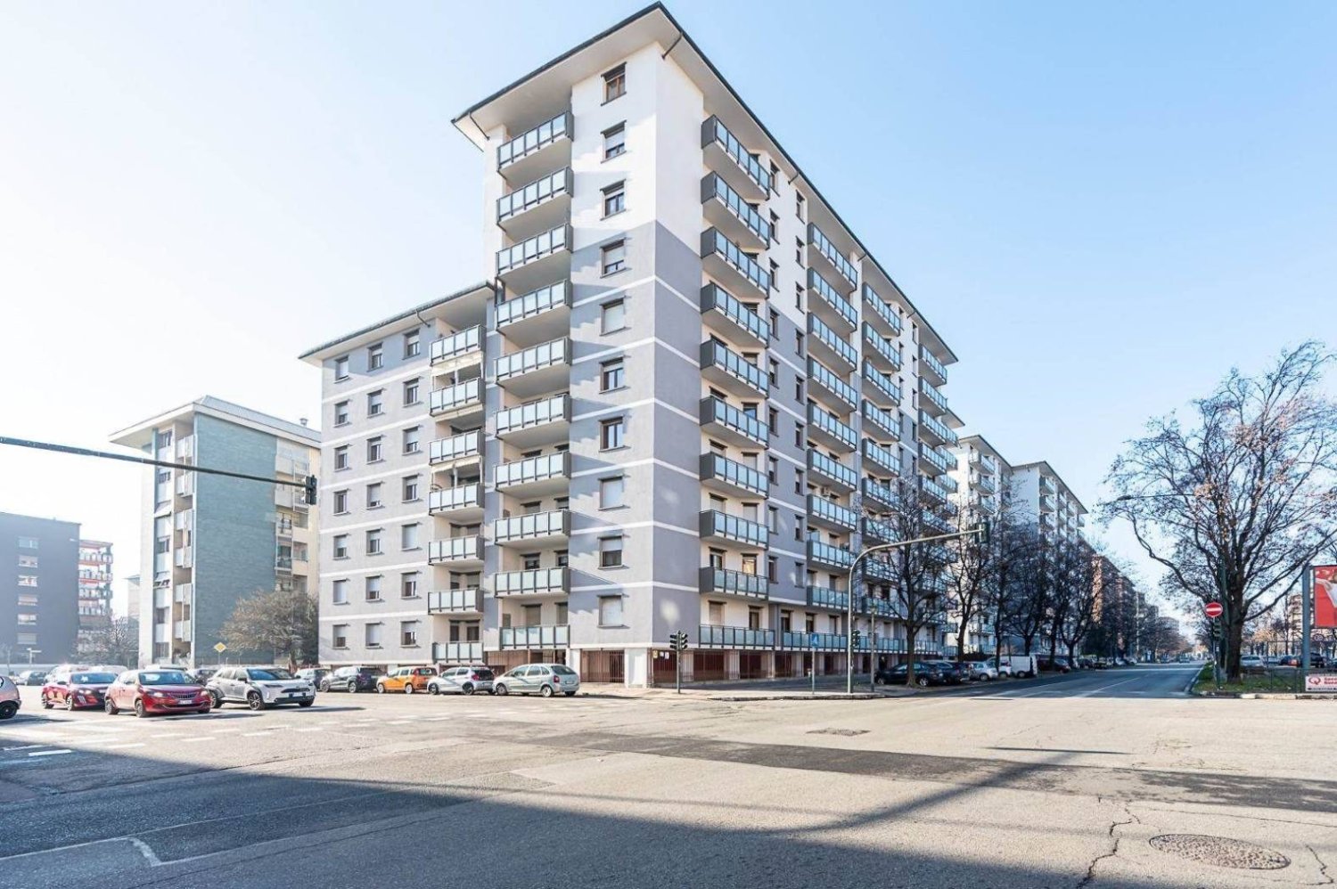 4 bedrooms Apartment in Turin, Italy No. 99948