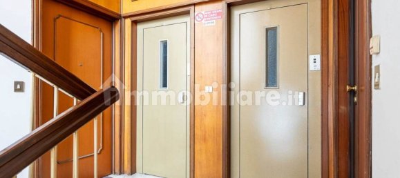 4 bedrooms Apartment in Turin, Italy No. 99948 24