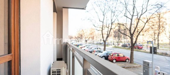 4 bedrooms Apartment in Turin, Italy No. 99948 13