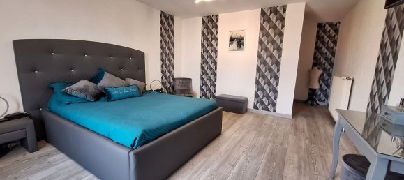 6 bedrooms House in Pont-du-Chateau, France No. 271703 14