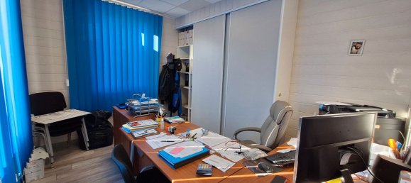 6 bedrooms House in Pont-du-Chateau, France No. 271703 12