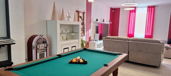 6 bedrooms House in Pont-du-Chateau, France No. 271703 6