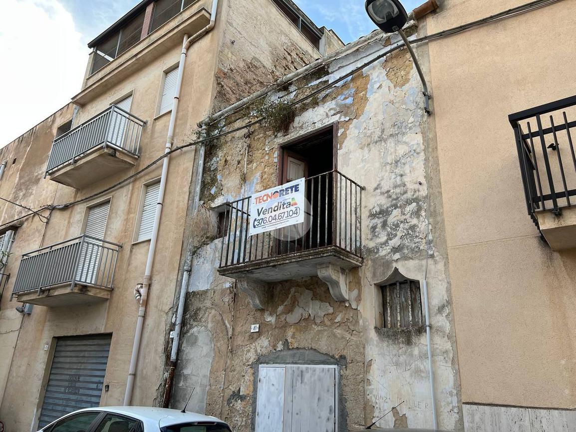 6-Zimmer Haus in Alcamo, Italy, Nr. 103611