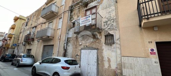 6-Zimmer Haus in Alcamo, Italy, Nr. 103611 2
