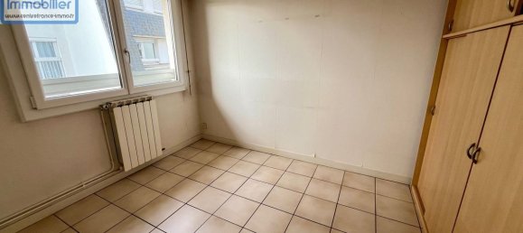 Apartamento de 3 dormitorios en Bourges, France No. 40063 8