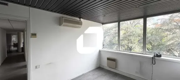 200m² Office in Lyon, France No. 302377 6