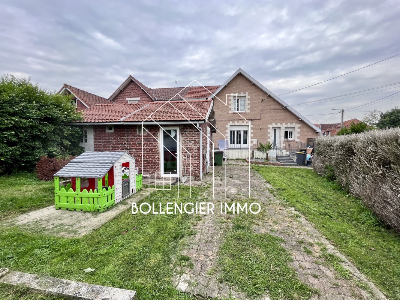 2 bedrooms House in Bethune, France No. 269358