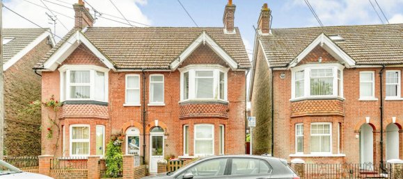 1 bedroom Maisonette in Crawley, United Kingdom No. 6301 11