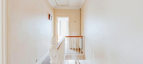 1 bedroom Maisonette in Crawley, United Kingdom No. 6301 13